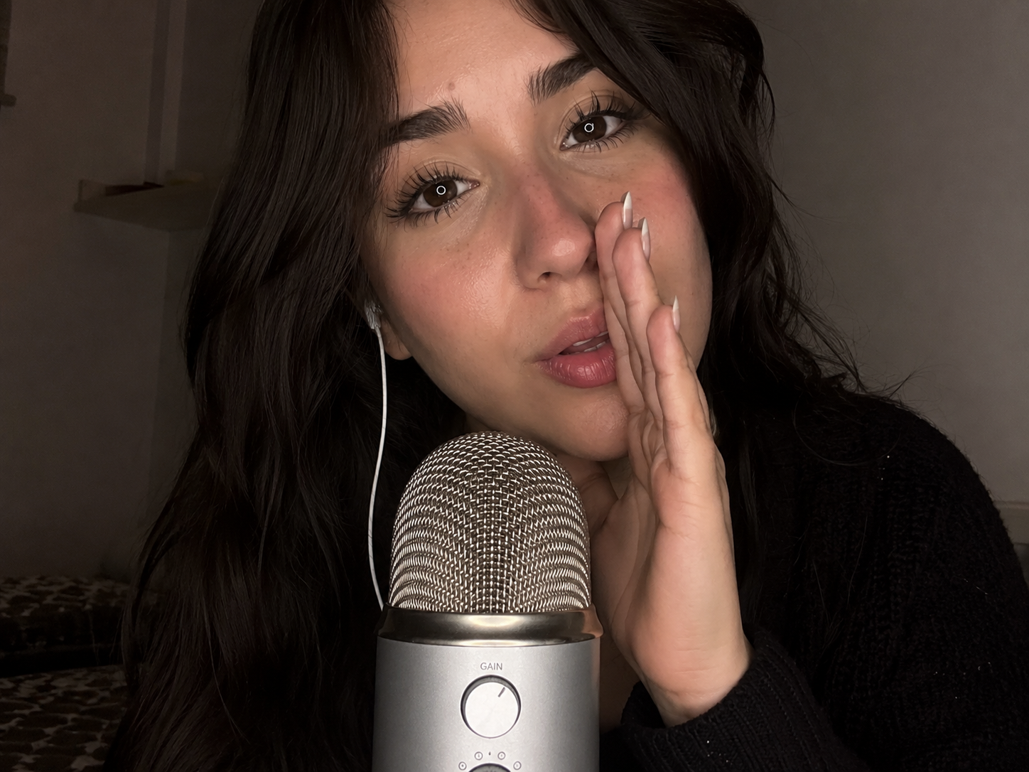 Haz Crecer Tu Marca de ASMR Más Allá de las Redes Sociales